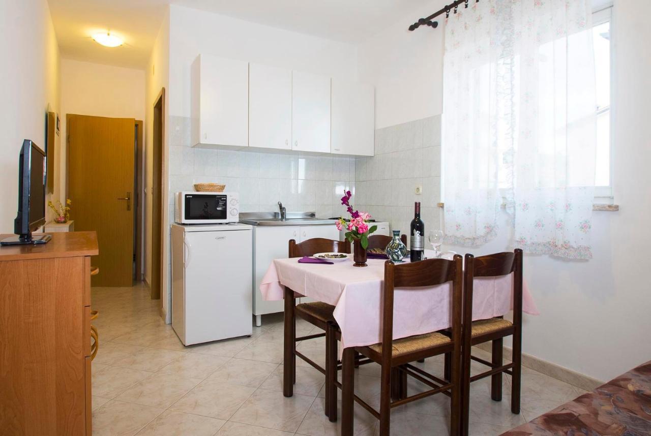 Apartments Eugen 2024 Rabac Eksteriør bilde
